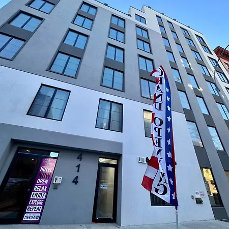 Rose Hotel Bronx Brand New